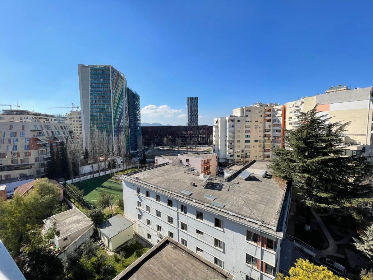 Queens Luxury Apartments Tirana Exterior foto